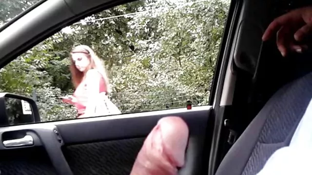 彼女は非常に汚いので、彼女は彼女のパンティーを脱いだ 無料 女性 の ため の エロ 動画