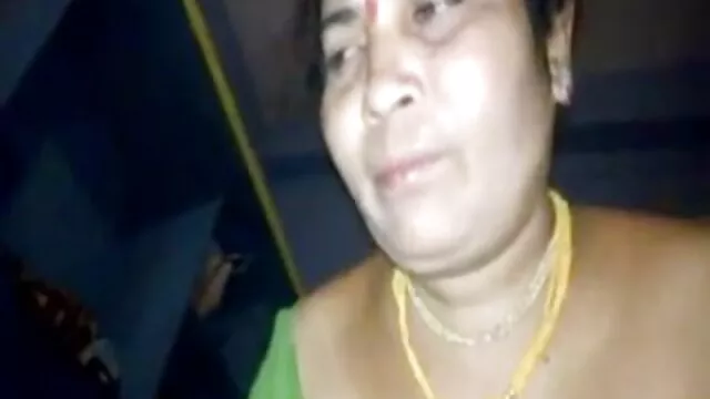 彼女のお母さんの前に彼女の最初のorgasm アダルト ビデオ 女性 向け